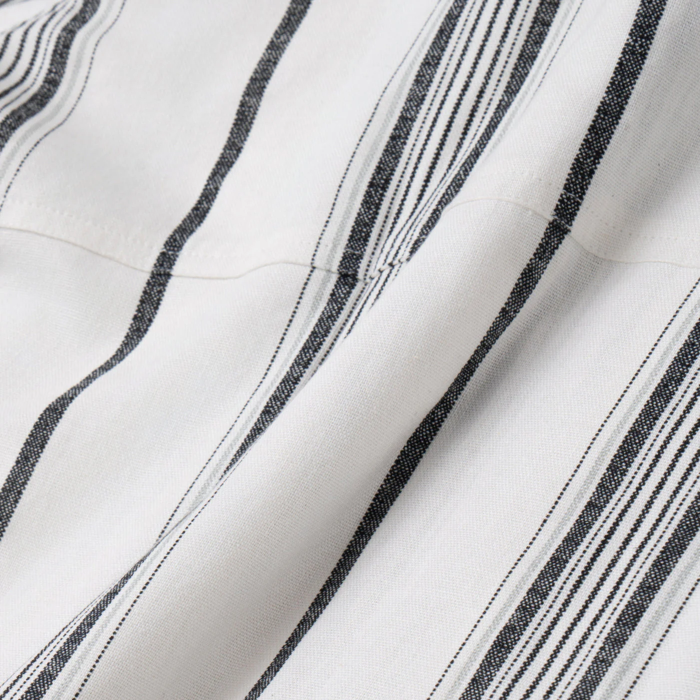 FACTORY SALE - Baraa Shirt Long Sleeve - White Black - Image 3